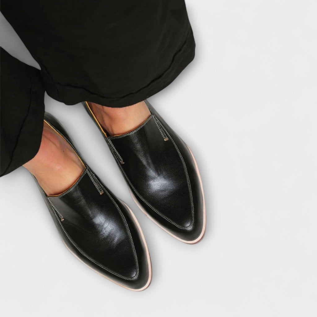 Elegant Orthopedic Black Loafers for Women - All-Day Comfort & Style 1