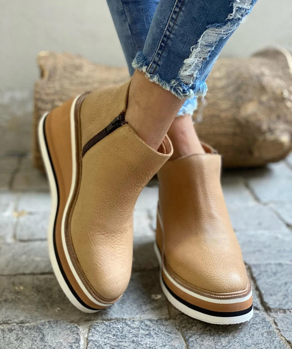 Elegant Waterproof Women's Boots with Side Zipper for All-Day Comfort 3